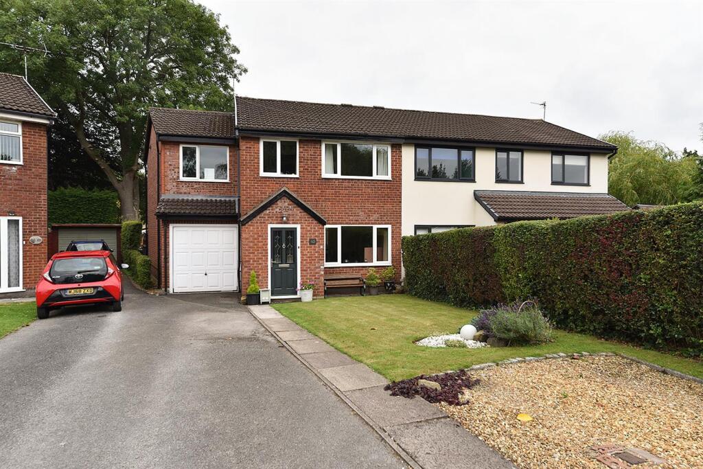 4-bed semi-detached on Bromley Road, Macclesfield, £375,000