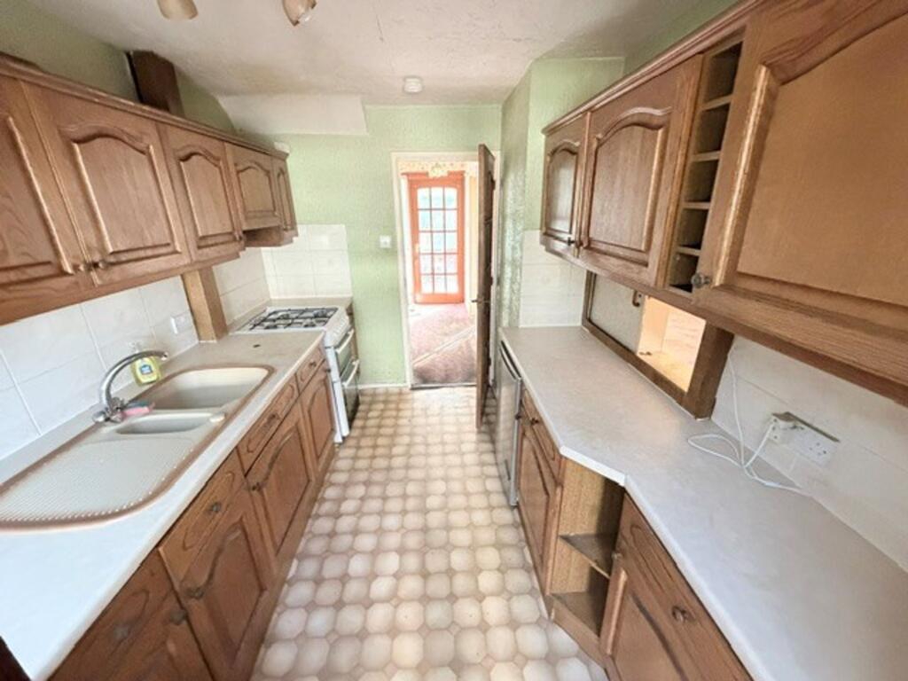 House in Kirkcaldy - More