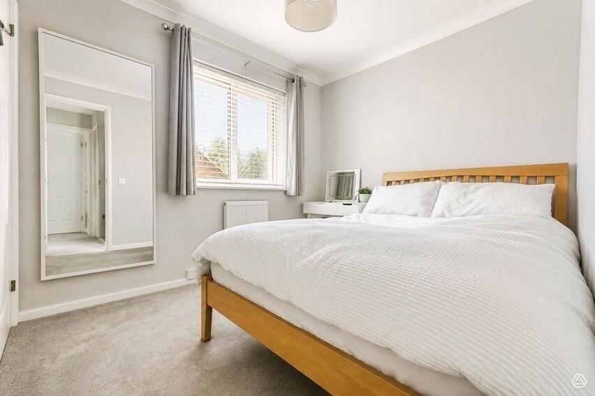 House in Reading - View 4