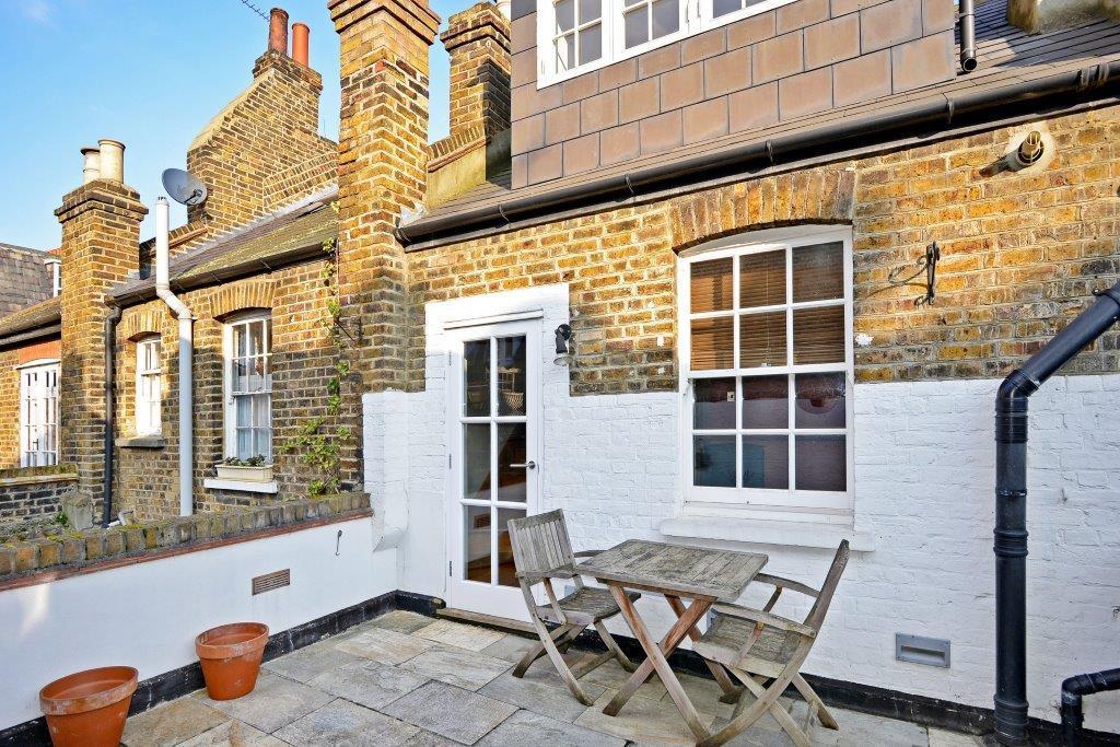 2 bedroom terraced house for rent