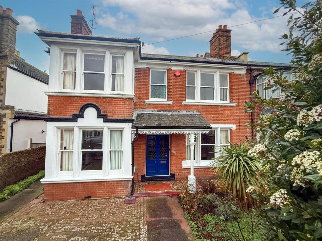 4-bed semi-detached on Church Road, Clacton-On-Sea, Essex, £320,000