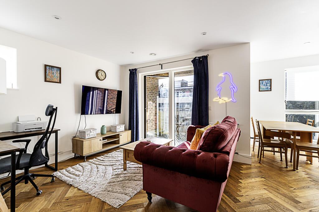Apartment in London - More