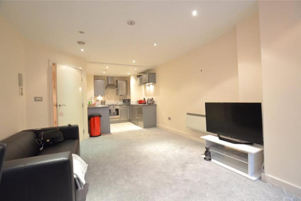 Apartment in Liverpool - View 4