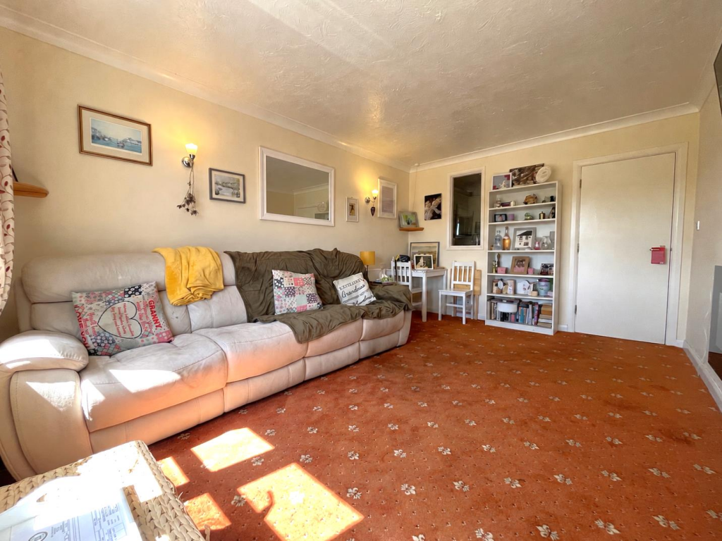 Jenner Court, Weymouth photo 4