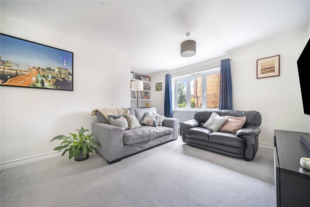 Apartment in Guildford - View 4