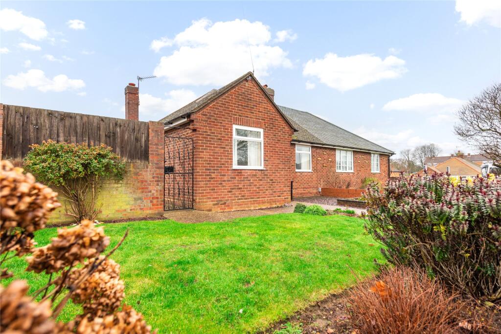 Haylands Way, Bedford, Bedfordshire, MK41 photo 3