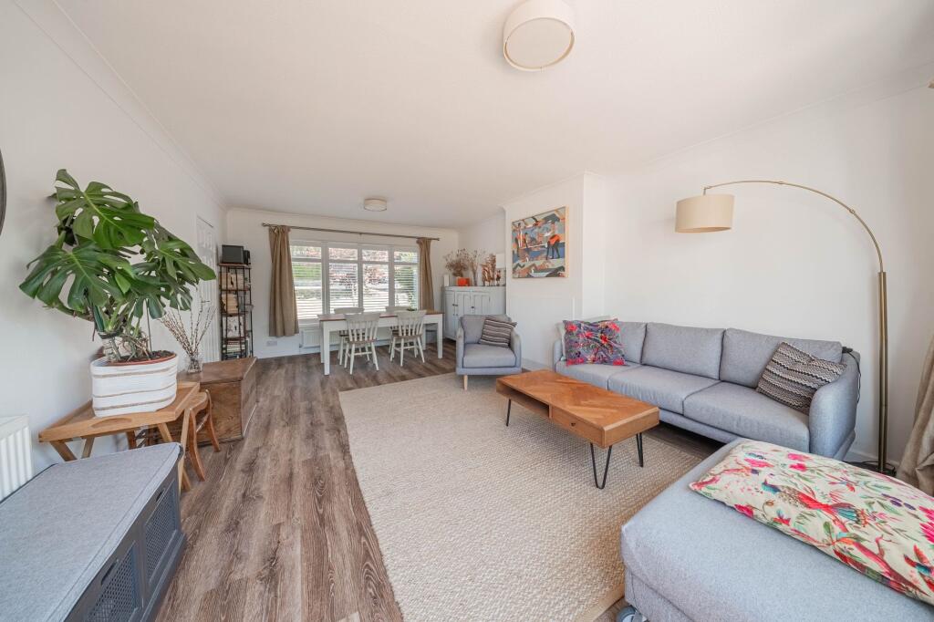 House in Redhill - View 5