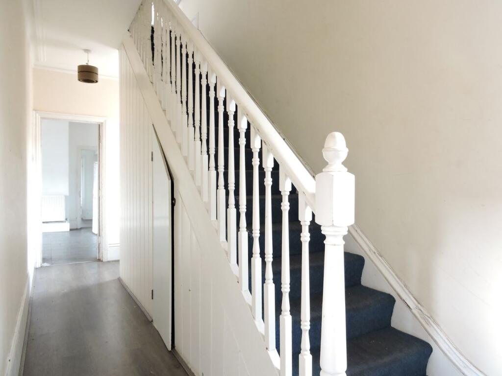 House in Enfield - View 3