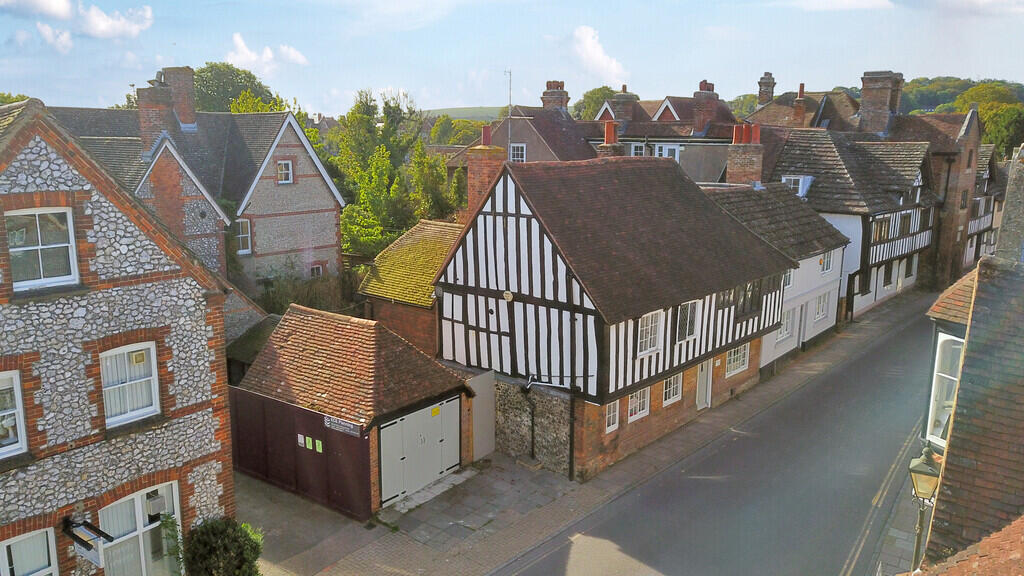 Steyning - historic Church Street