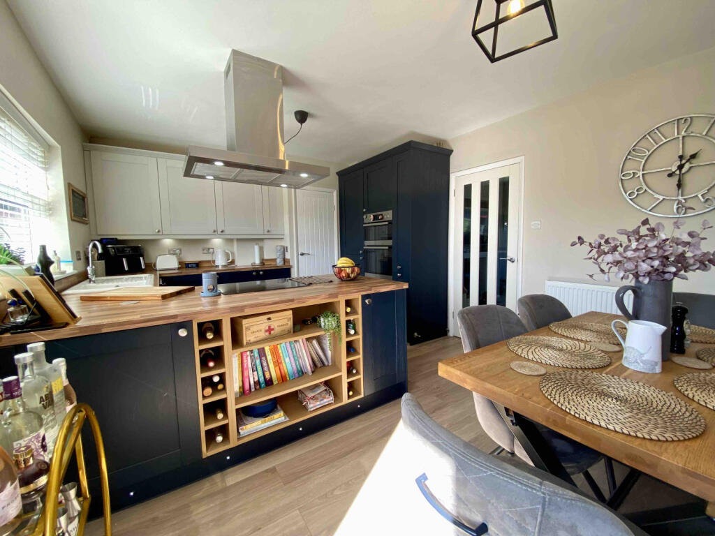 Mill Close, Trimley St. Martin, Felixstowe, IP11 photo 3
