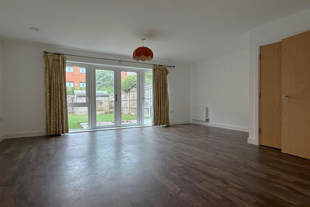 House in Chichester - View 4