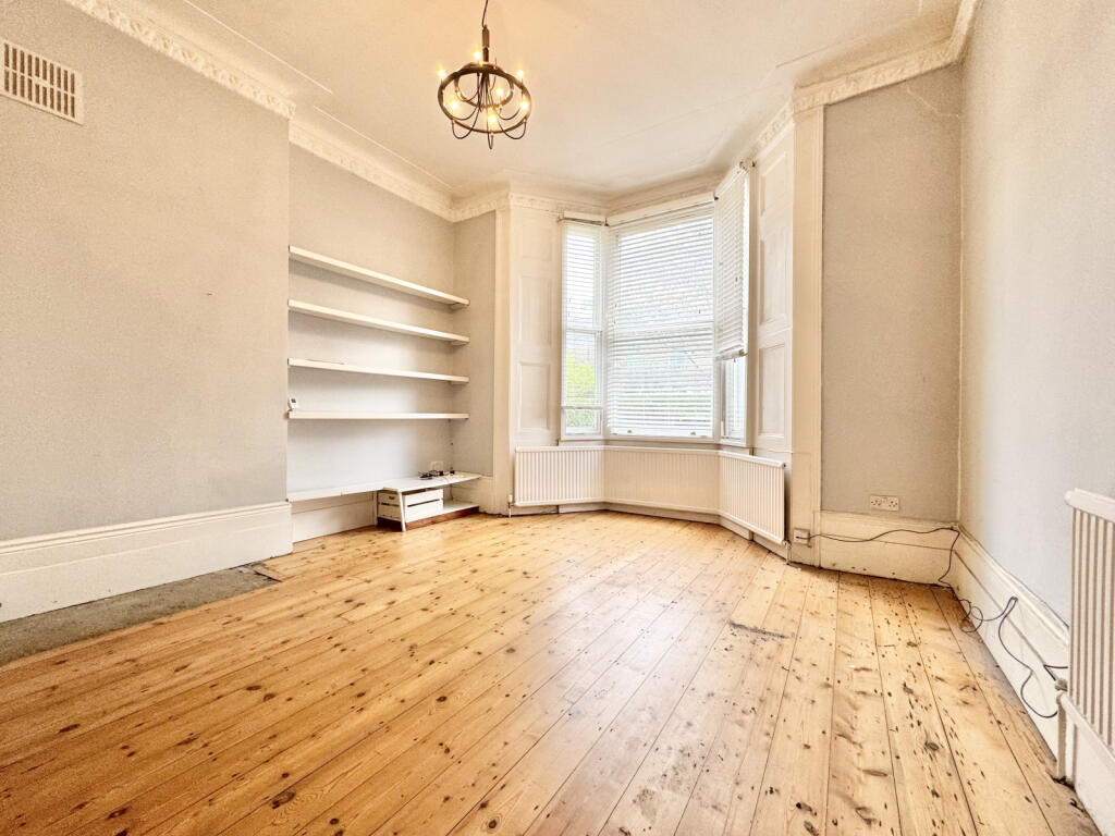 Apartment in London, Stoke Newington - View 2