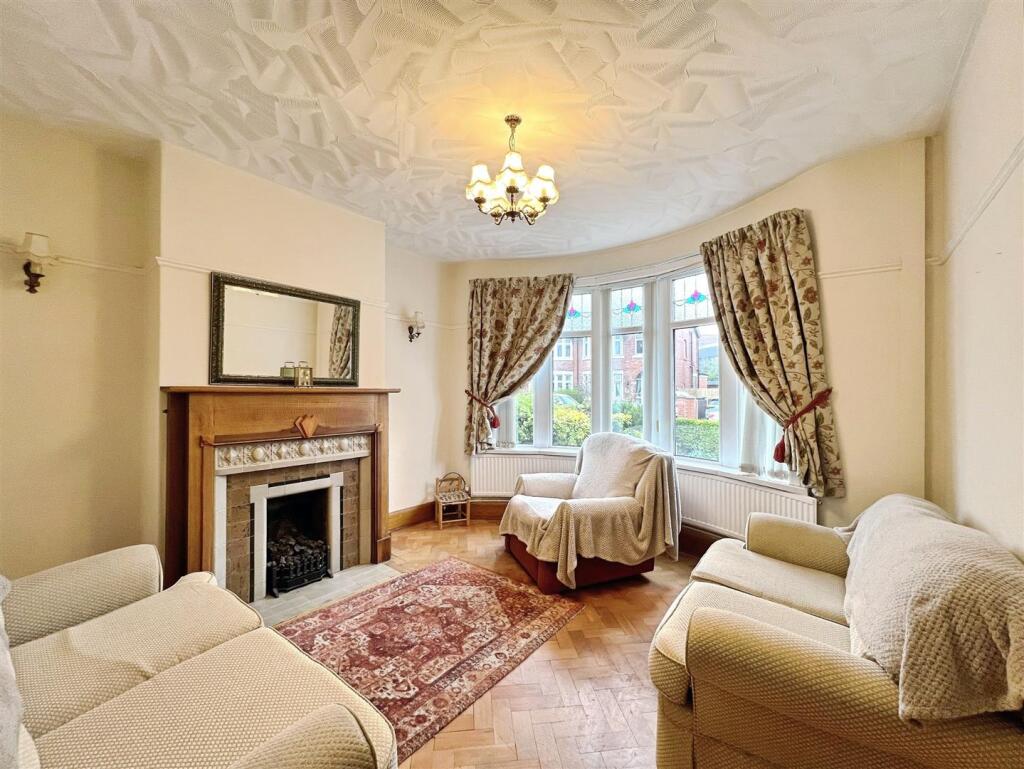 House in Crewe, Cheshire East - View 2