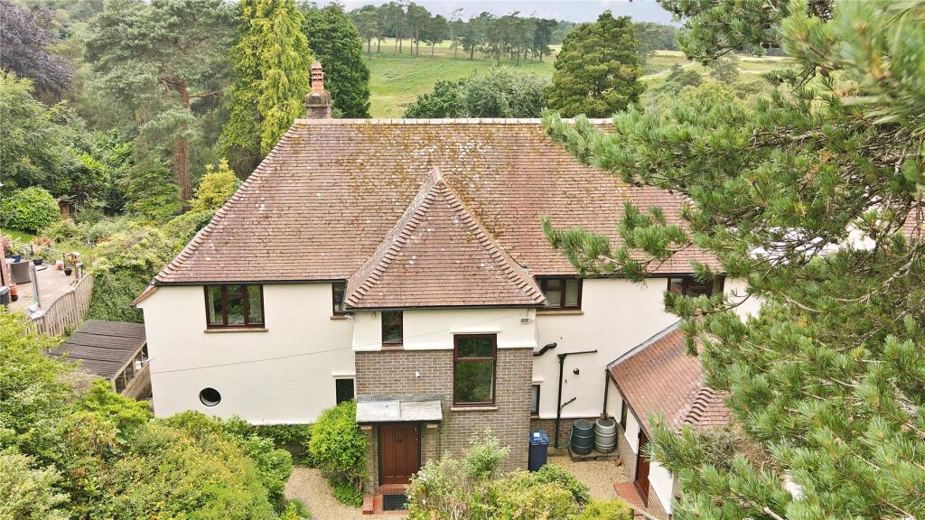 Main image of property: Linkside West, Hindhead, Surrey, GU26
