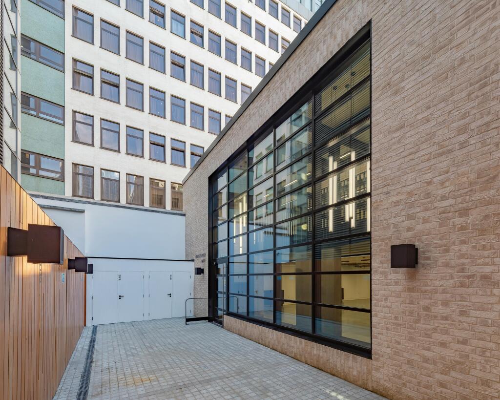 Christopher Yard__Private Entrance.jpg