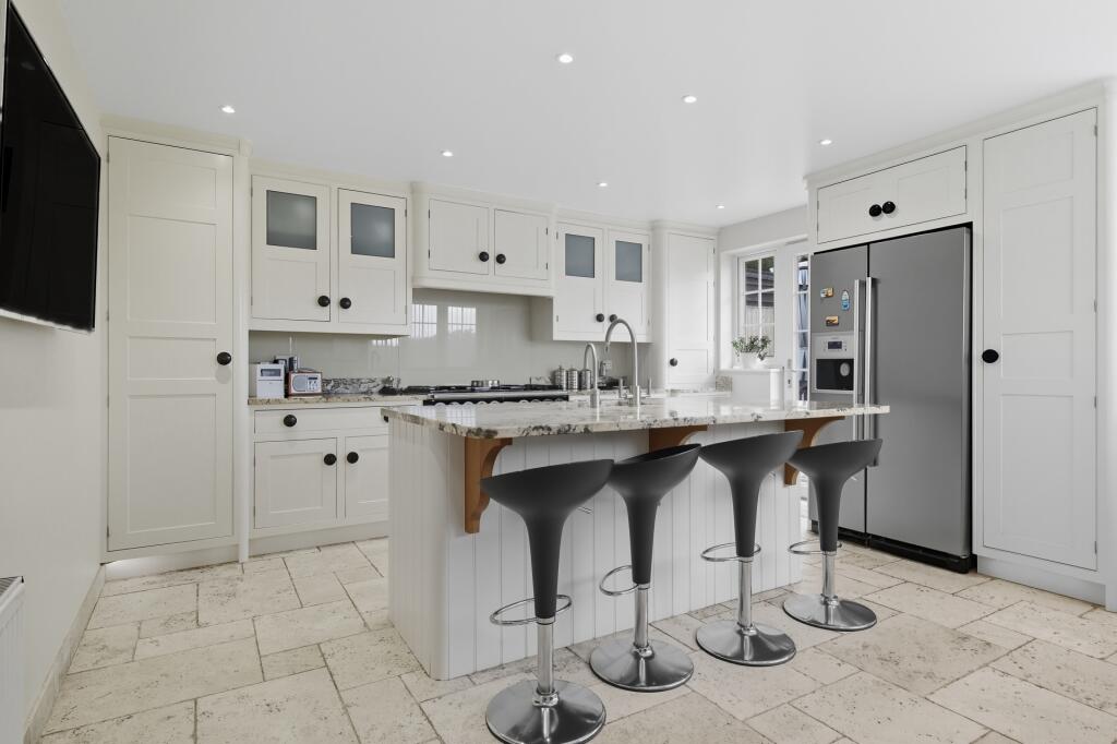 Additional image 5 of Wilkins Green Lane, Smallford, AL4