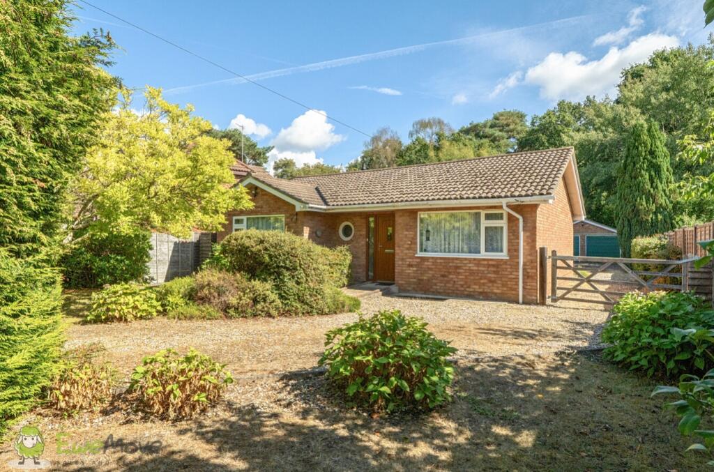 Main image of property: Pelican Road, Pamber Heath, Tadley, Hampshire, RG26