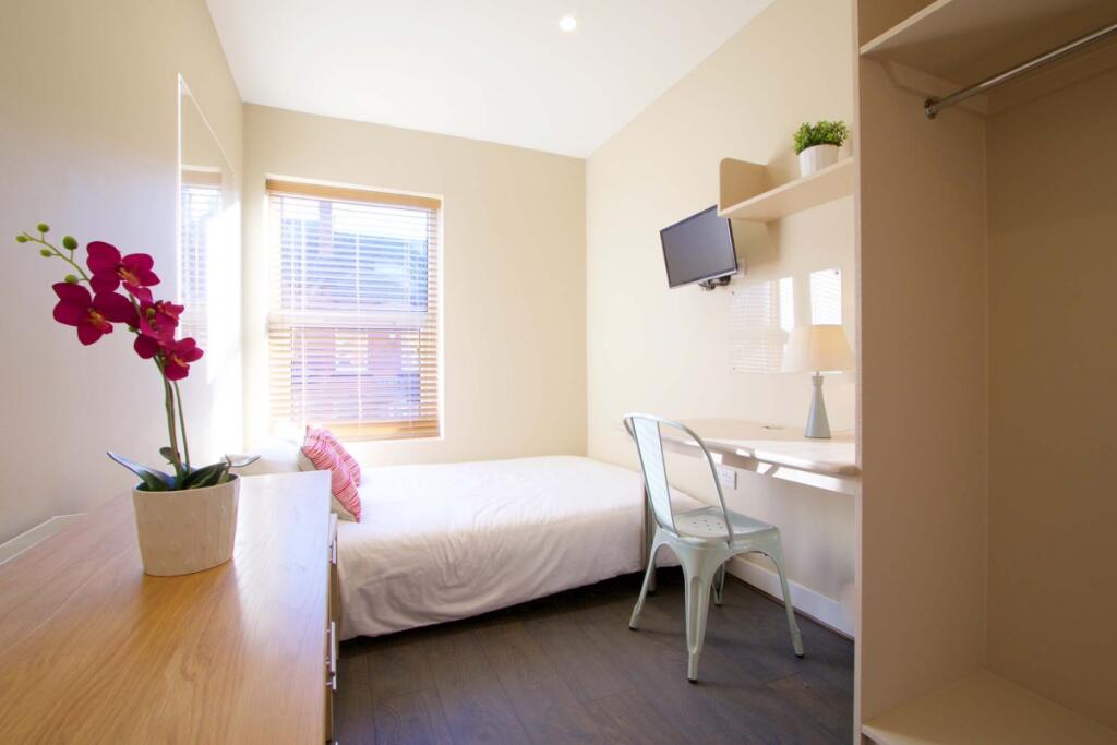 Property photo 8
