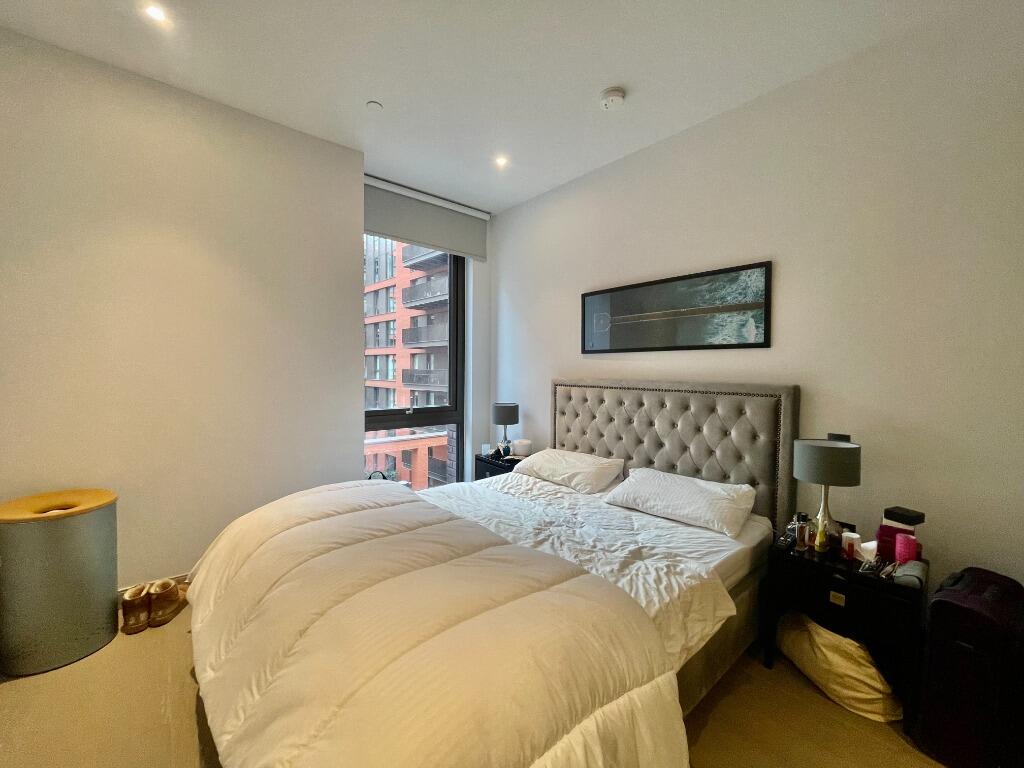 Apartment in London - More