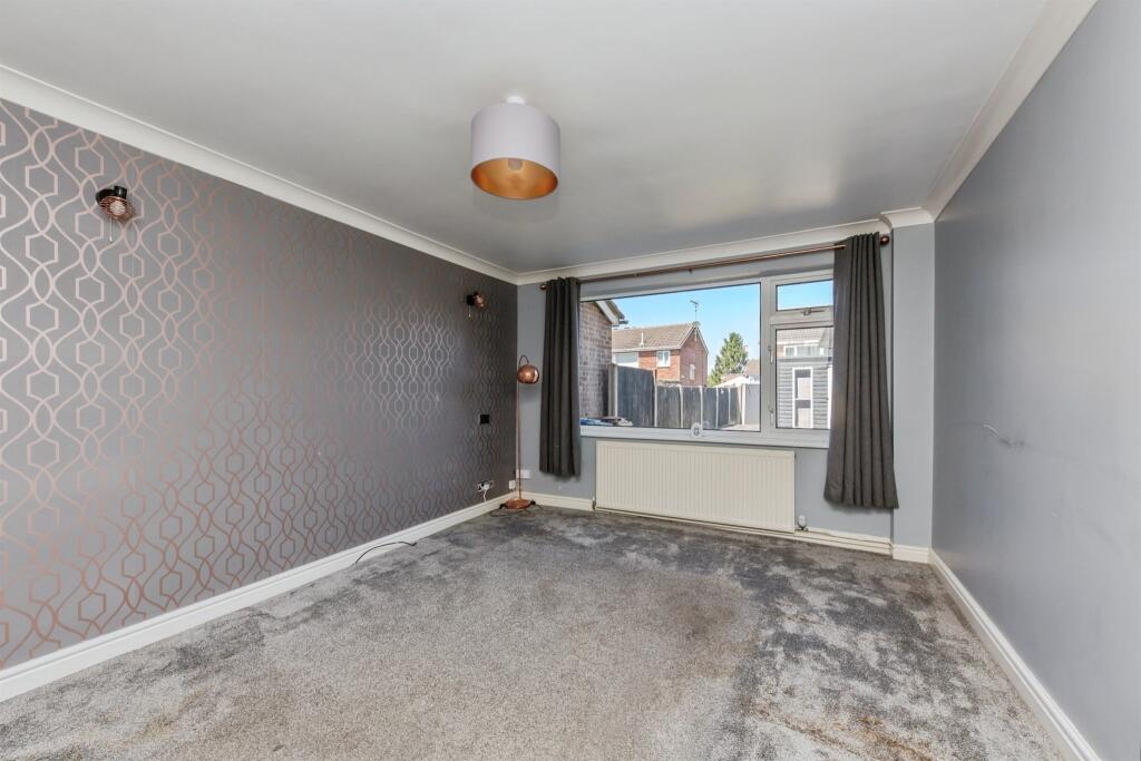 Lambert Road, Uttoxeter photo 3