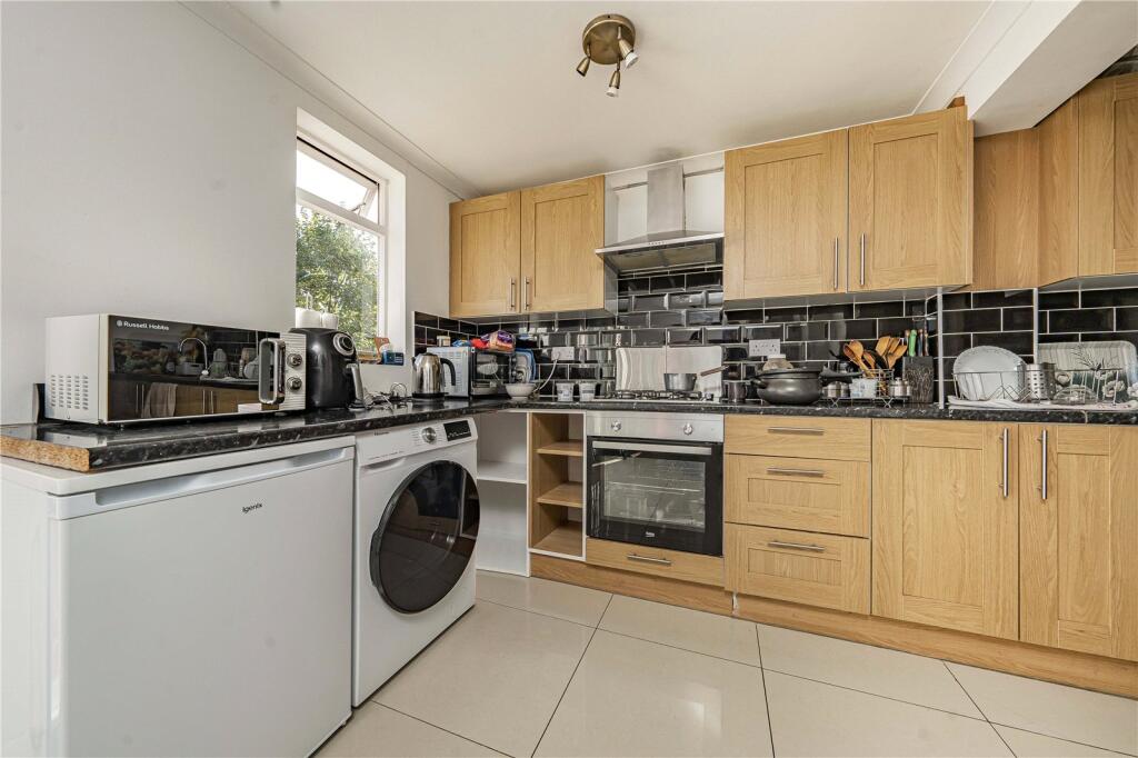 Adelphi Crescent, Hayes photo 2
