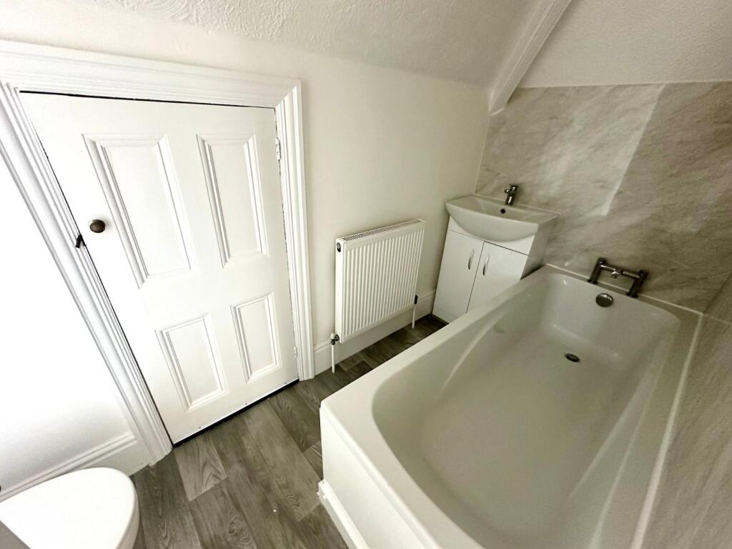 Apartment in Canterbury - More