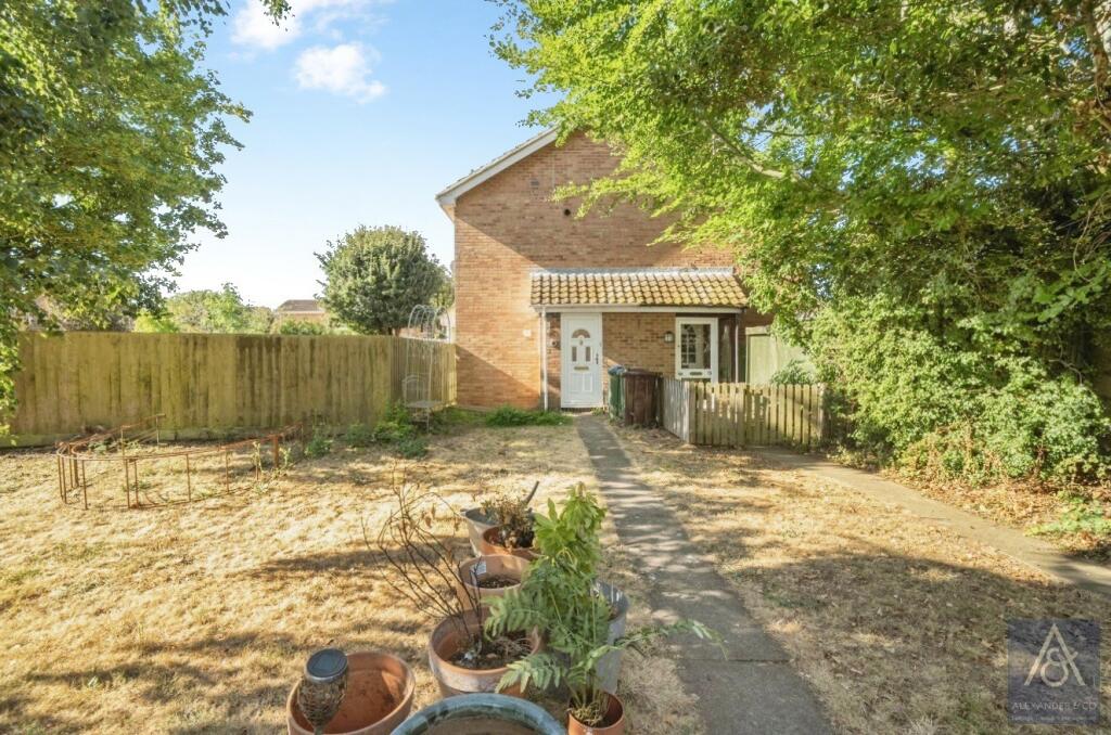 Main image of property: Hazley Walk, Buckingham, Buckinghamshire