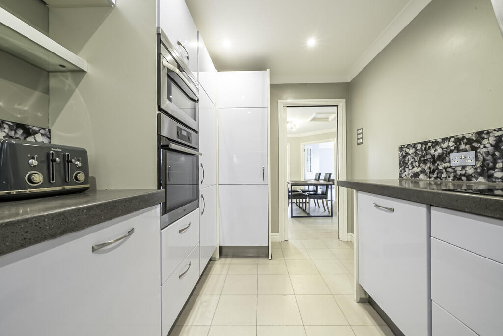 3 bedroom apartment for rent