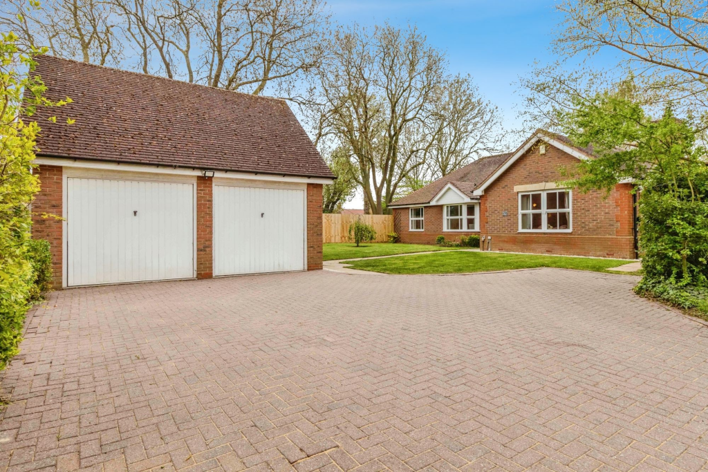 Main image of property: Chaters Orchard, Long Itchington, CV47