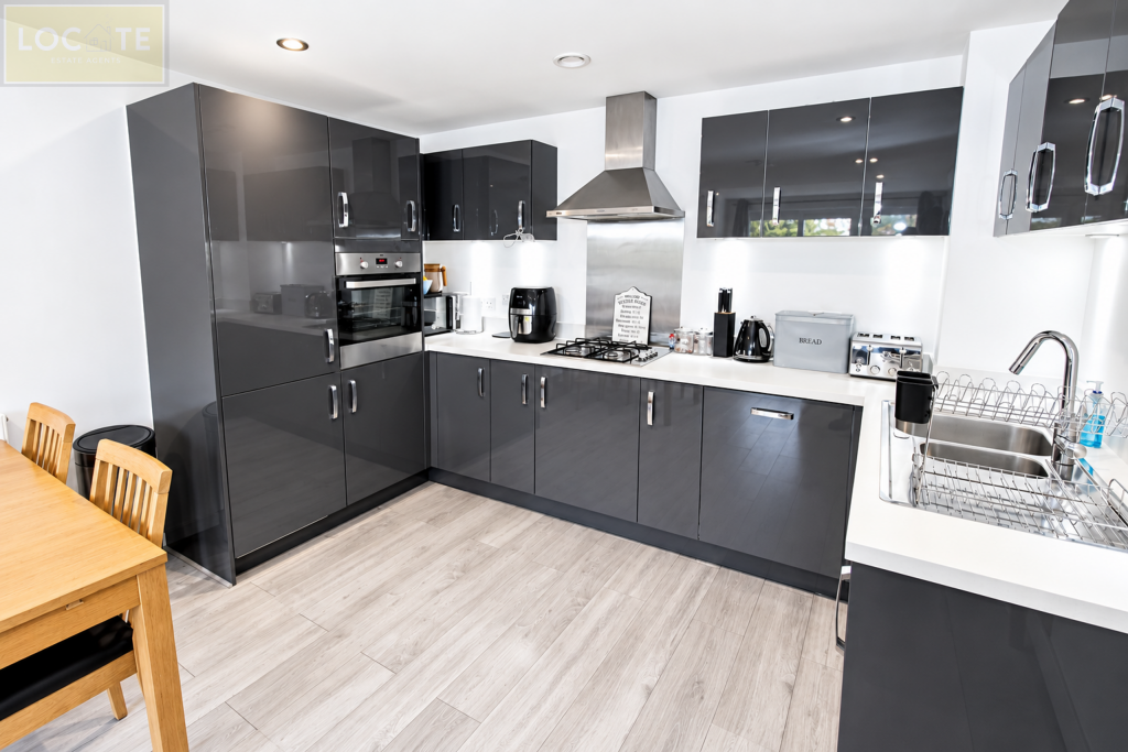 Talbot Road, Stretford, photo 4