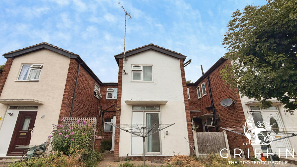 Apartment in Romford - More