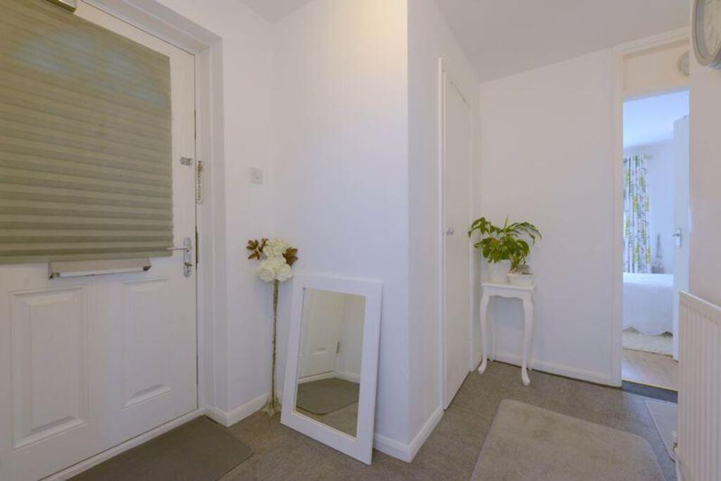Weston Close, Shifnal, TF11 photo 4