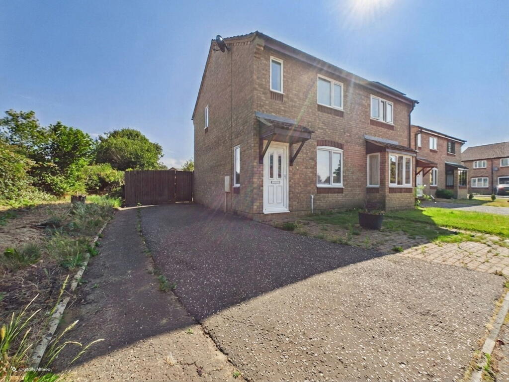 Main image of property: Suffield Close, Long Stratton, Norwich, NR15 2JL
