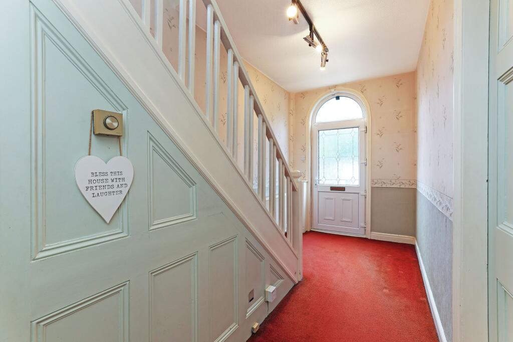 House in Wakefield, Pinders Heath - View 5