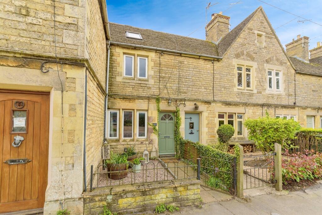 Main image of property: Towngate East, Market Deeping, Peterborough