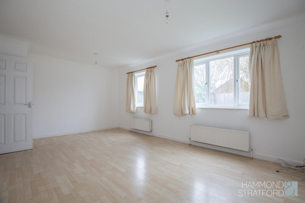 Plasset Drive, Attleborough photo 2