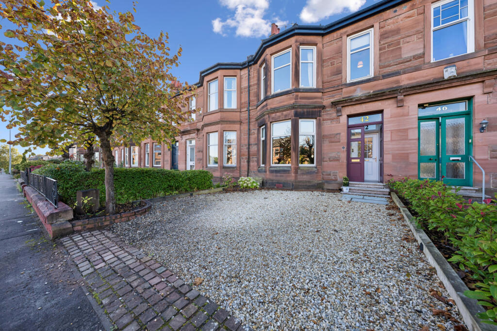 Main image of property: 42 Kings Park Avenue, Kings Park, Glasgow, G44