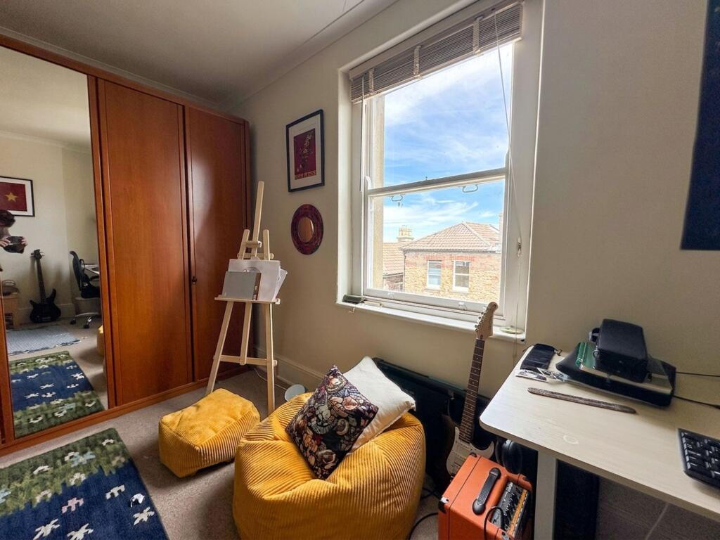 Apartment in Bristol, Clifton Village, Clifton - View 5