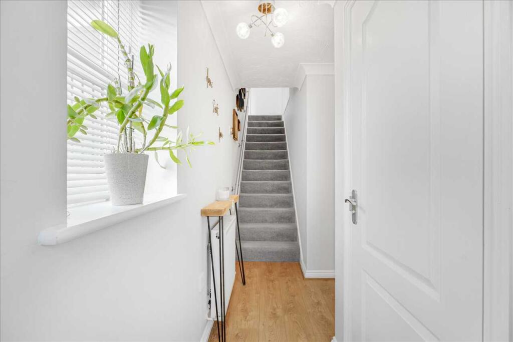 House in Milton Keynes, Monkston, Kents Hill, Monkston and Brinklow - View 4