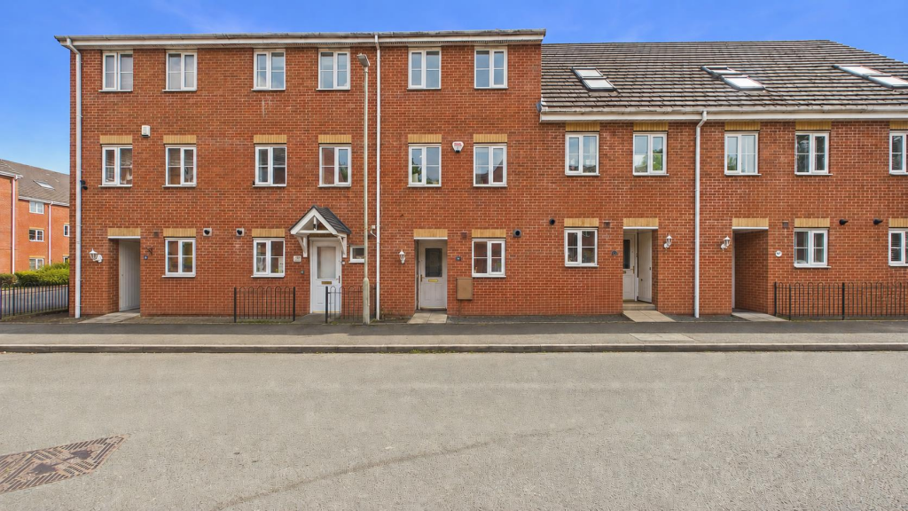 Main image of property: The Infield, Halesowen