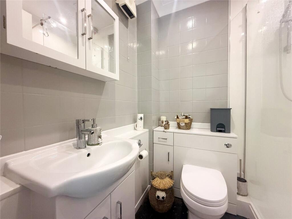 Apartment in East Suffolk, Melton - More