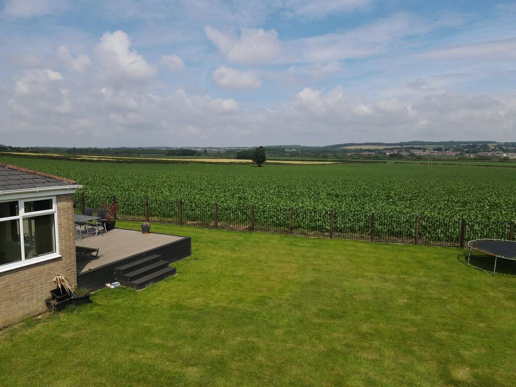 Wincanton Close, Mexborough photo 3