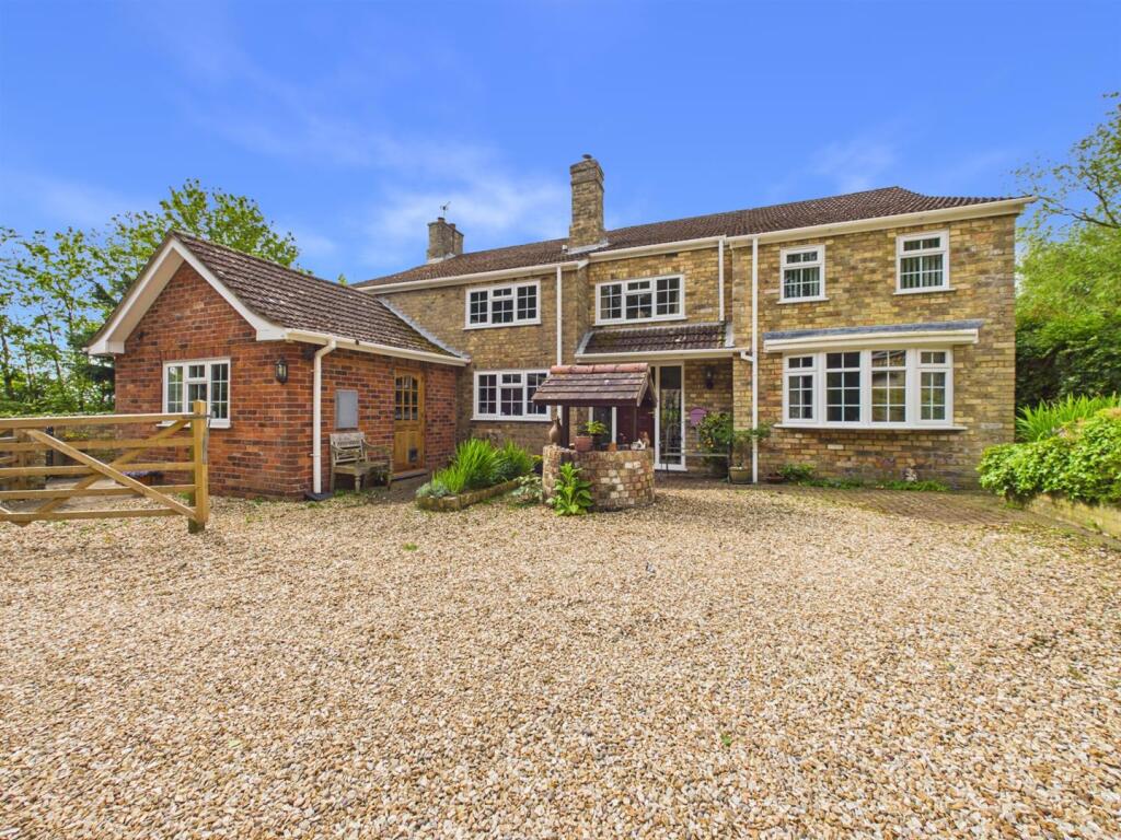 Main image of property: Huttoft Road, Thurlby, Alford