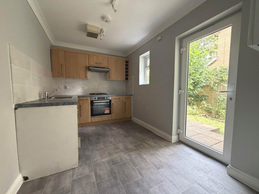 Apartment in Bournemouth - View 3