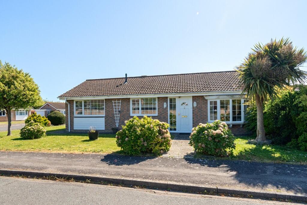Main image of property: Findon Drive, Felpham, PO22