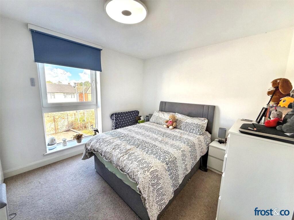 Apartment in Poole, Upper Parkstone - View 4