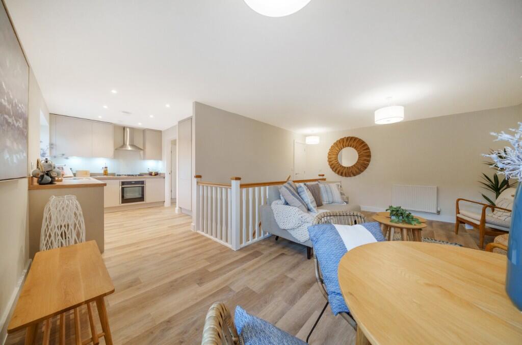 Thalia Way, Warsash, SO31 9LU photo 2