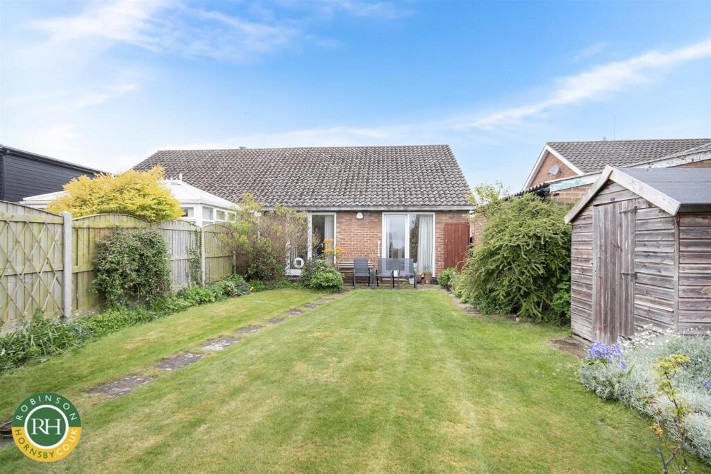 St. Marys Crescent, Tickhill, Doncaster photo 2