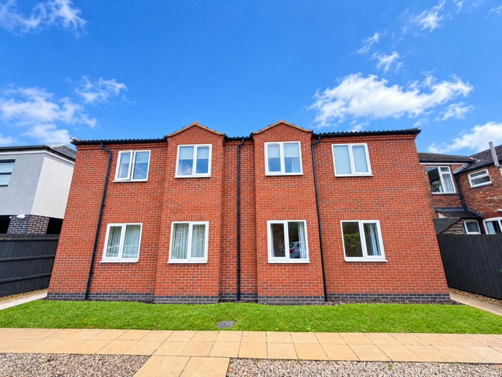 Main image of property: Cliff Avenue, Loughborough, Leics, LE11 5HH