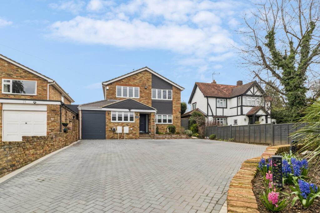 Main image of property: Copthall Lane, Chalfont St. Peter, Buckinghamshire, SL9